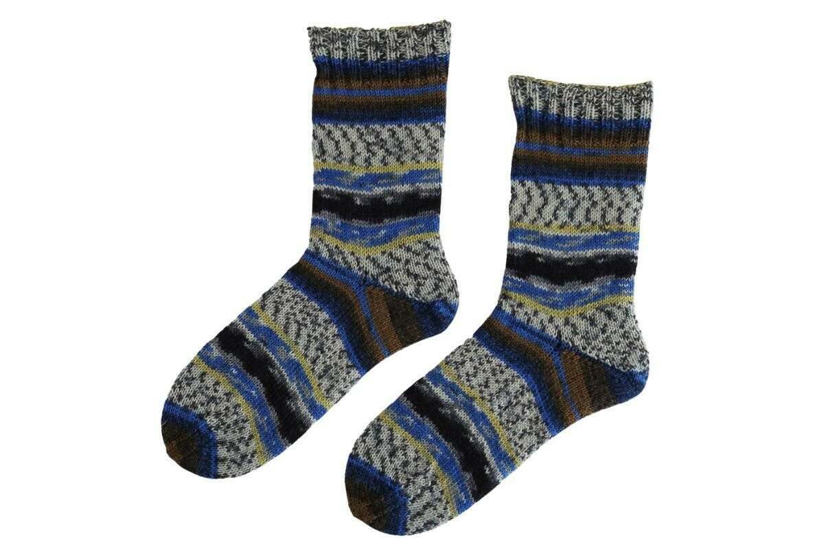 Arne & Carlos Socks & More 4 Ply Yarn - 100g, Wool & Polyamide Blend Self-Patterning Sustainable Knitting Wool for Crochet Socks, Accessories & Shawls