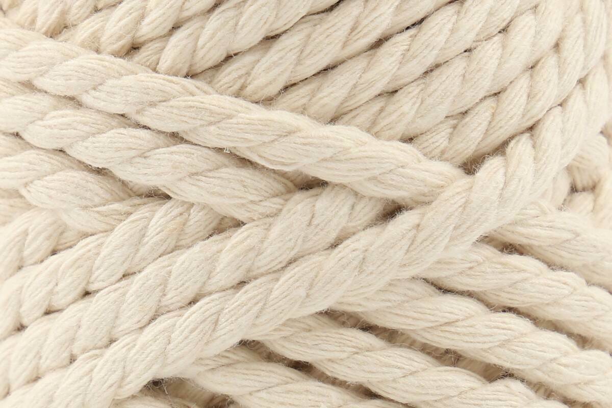 Anchor Crafty 250g Recycled Thread Yarn - 250g, Chunky Eco-Friendly Poly Cotton Blend Yarn for Crochet, Knitting, Macramé, Wall Hanging & Home Décor Projects