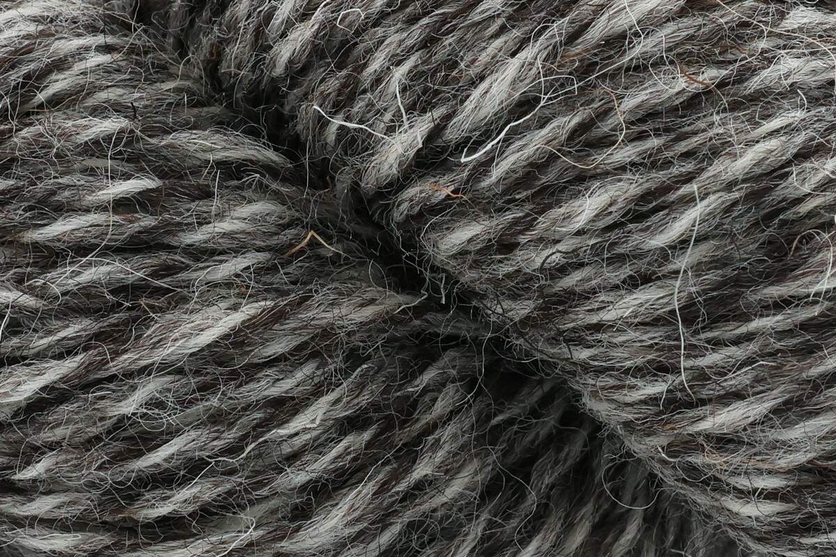 Baa Ram Ewe British Breeds DK Yarn - 100g, 100% Undyed Wool Double Knitting & Crochet Yarn for Jumpers, Sweaters & Accessories