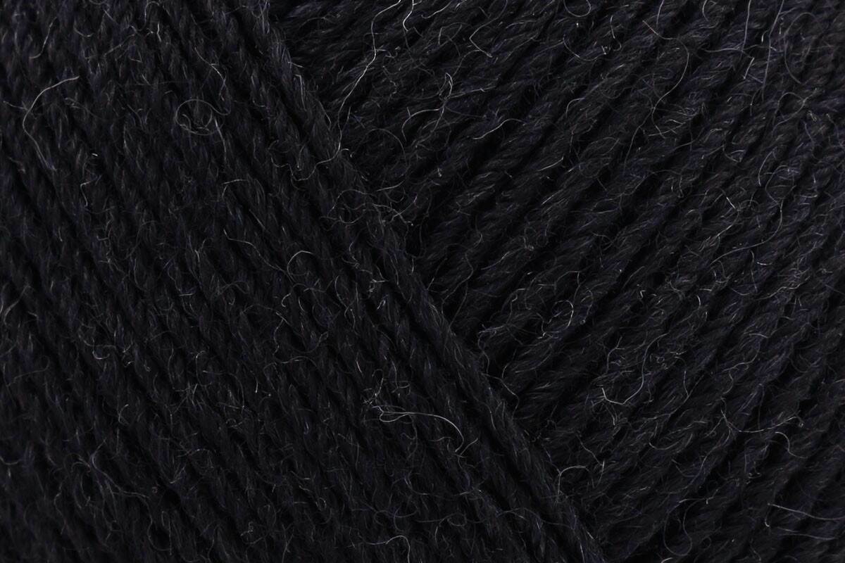 Baa Ram Ewe Skipper 5 Ply Crochet Yarn - 100g, 100% Pure British Wool Guernsey Knitting Wool Yarn for Sweaters, Cardigans & Hard-Wearing Garments