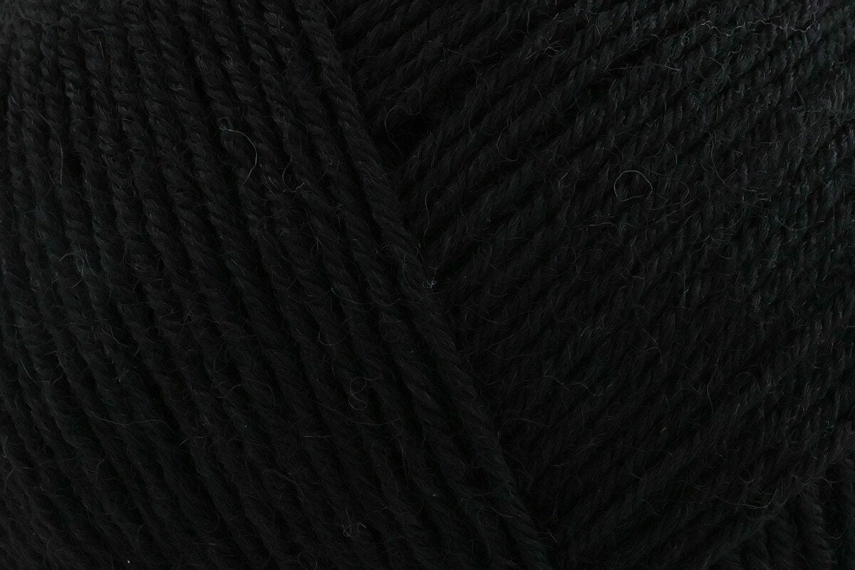 Baa Ram Ewe Skipper 5 Ply Crochet Yarn - 100g, 100% Pure British Wool Guernsey Knitting Wool Yarn for Sweaters, Cardigans & Hard-Wearing Garments