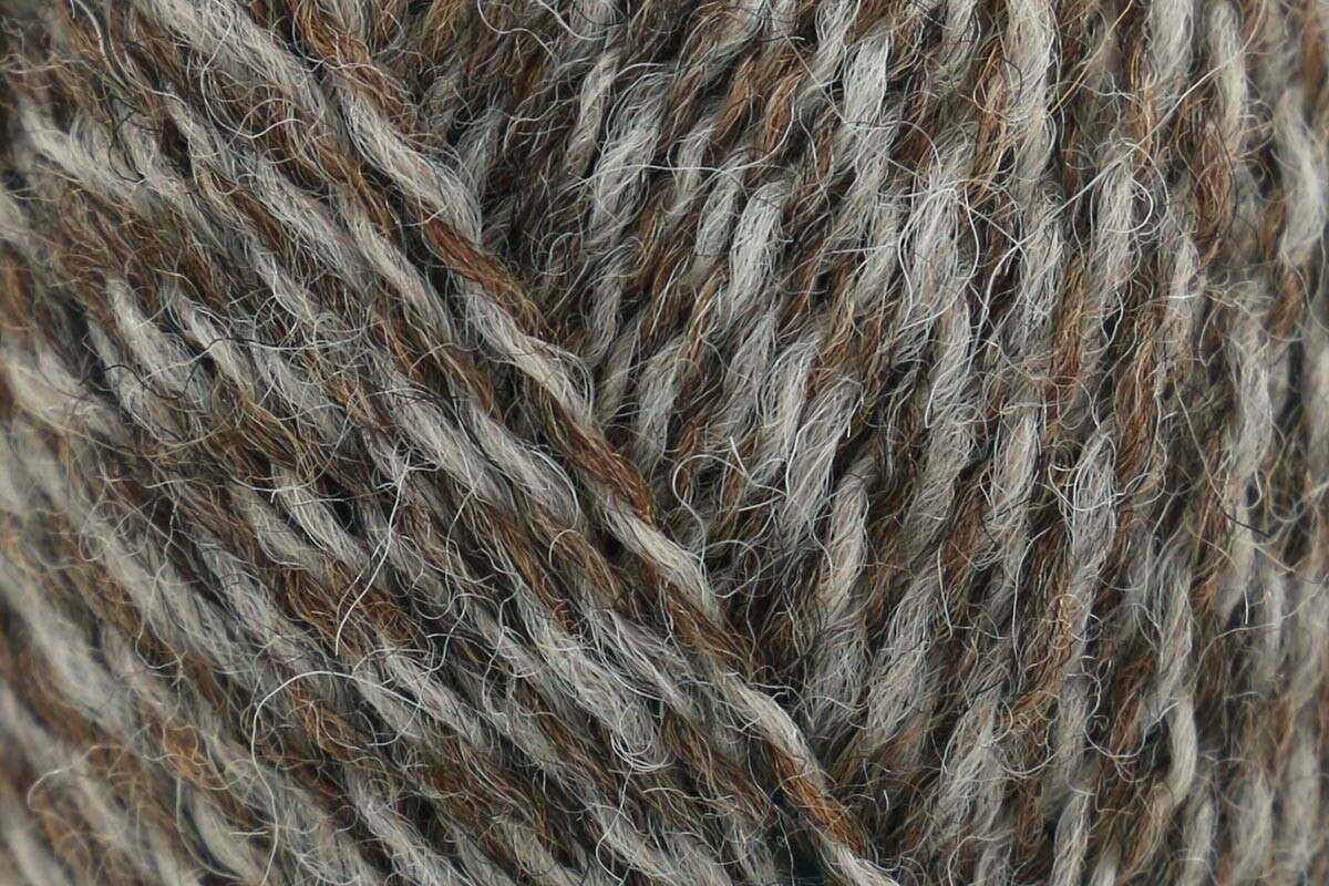 Baa Ram Ewe Tweedle Pip 4 Ply Tweed Yarn - 25g, 100% British Wool Colourwork Crochet Knitting Wool for Fair Isle Garments Hats & Mittens