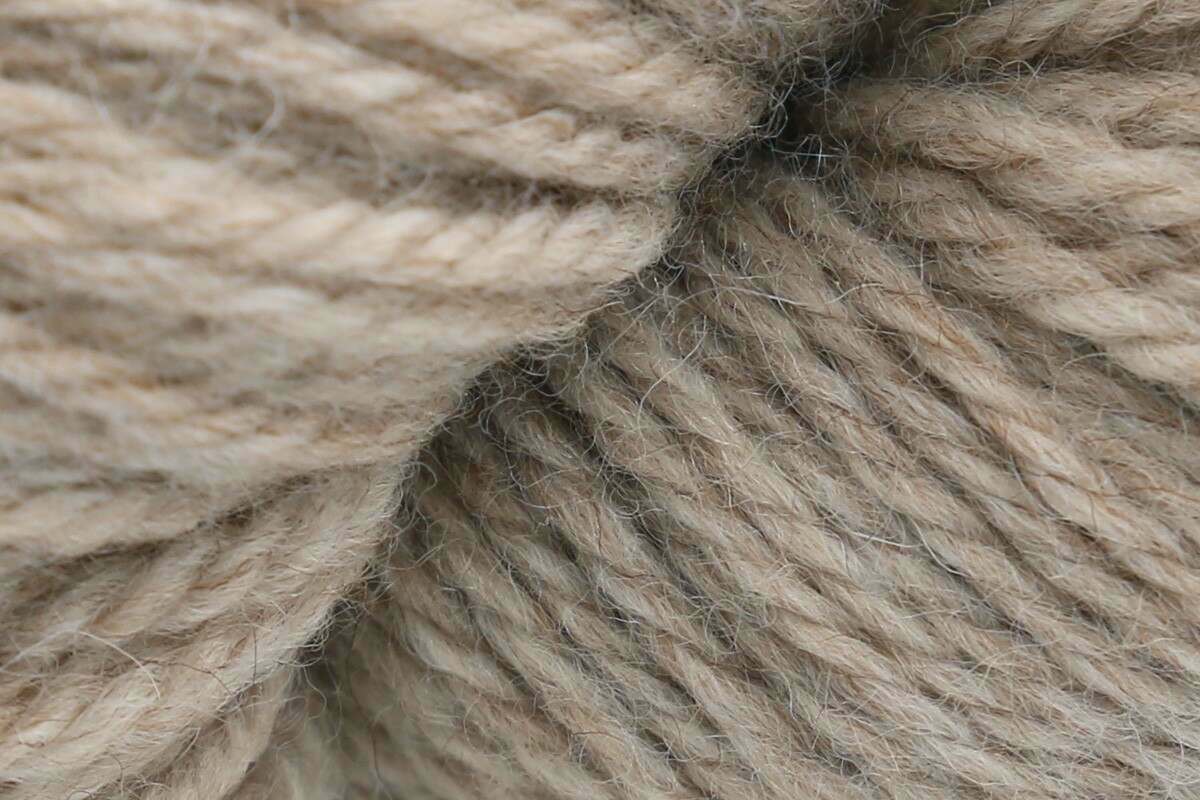 Baa Ram Ewe Woodnote Aran Crochet Yarn - 100g, Luxury 100% Wool British Breed Blend English Woodland Inspired Knitting Yarn for Cardigans, Sweaters, Hats,Mittens & Accessories