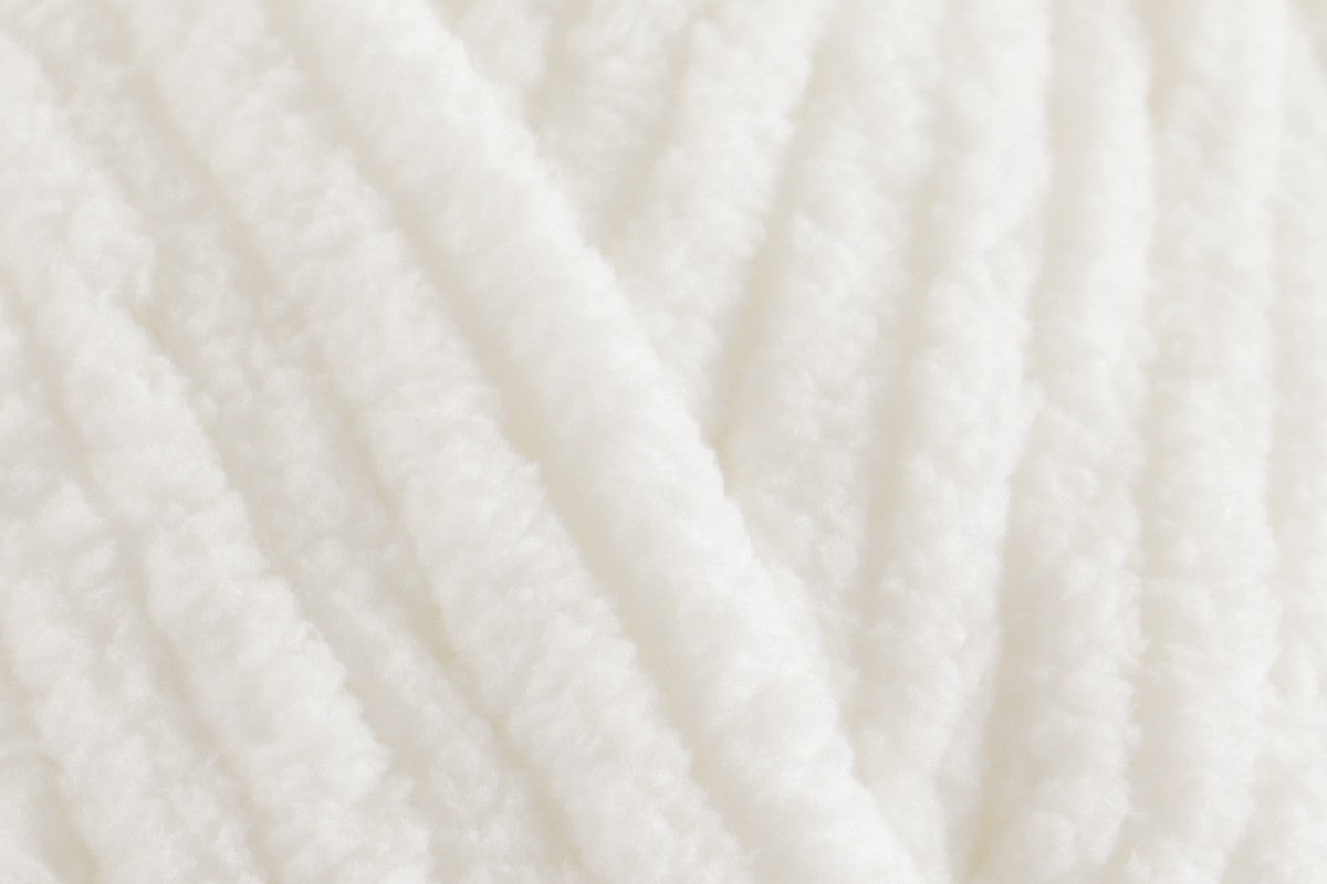 Bernat Baby Blanket Super Chunky Yarn - 300G, 100% Polyester Soft Chenille Style Plush Texture Jumbo Knitting Wool for Baby Blanket & Garments