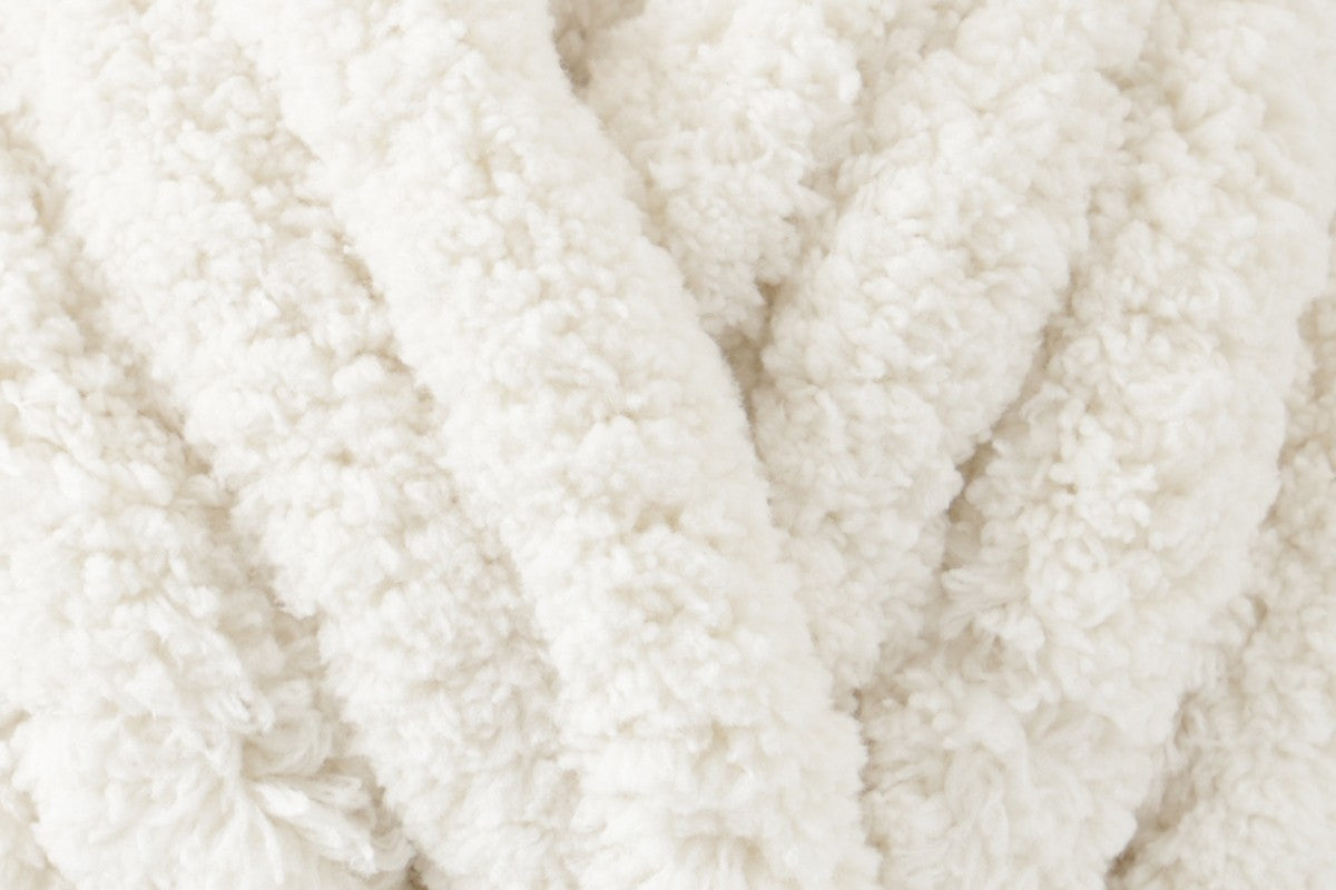 Bernat Blanket Big Super Chunky Yarn - 300G, 100% Polyester Fluffy Soft Chenille Thick Jumbo Knitting Wool for Crochet Blanket, Throw & & Arm Knitting