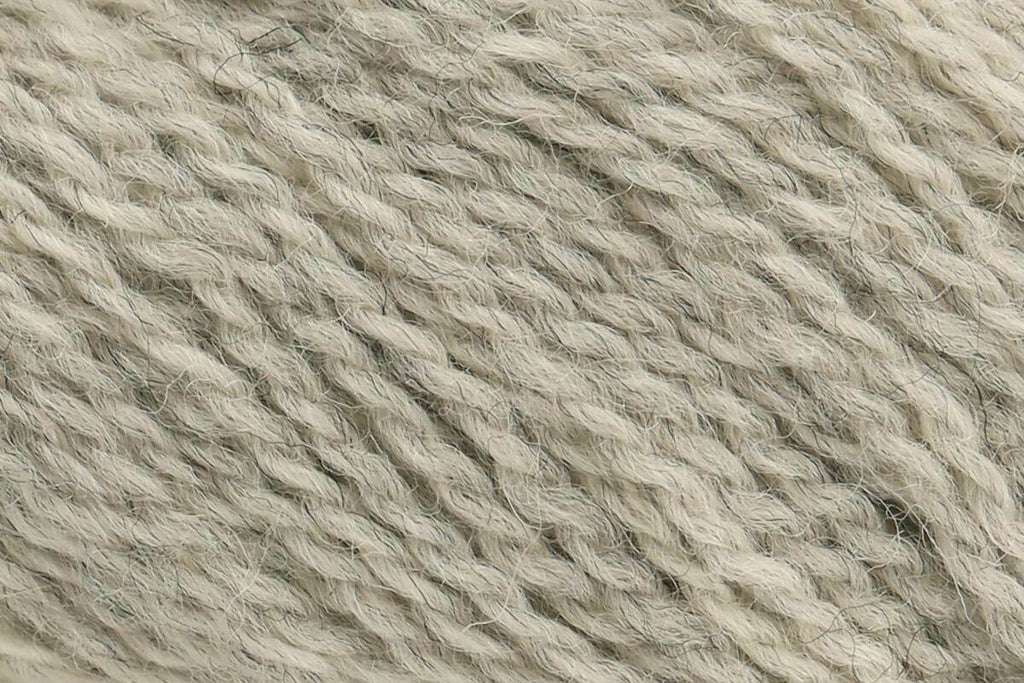 Cascade 220 Fingering 4 Ply Yarn - 50g, Soft 100% Peruvian Highland Wool Crochet & Knitting Wool Yarn for Sweaters, Mittens, Throws & Felting Projects