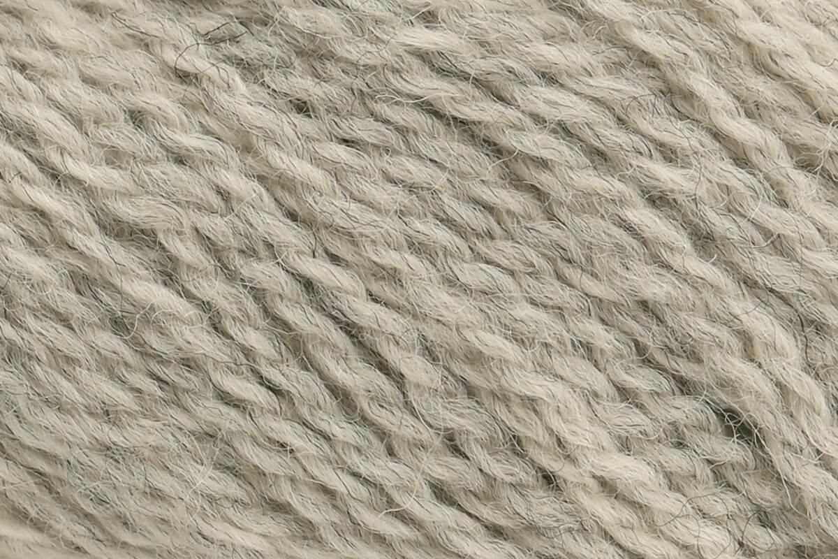Cascade 220 Fingering 4 Ply Yarn - 50g, Soft 100% Peruvian Highland Wool Crochet & Knitting Wool Yarn for Sweaters, Mittens, Throws & Felting Projects