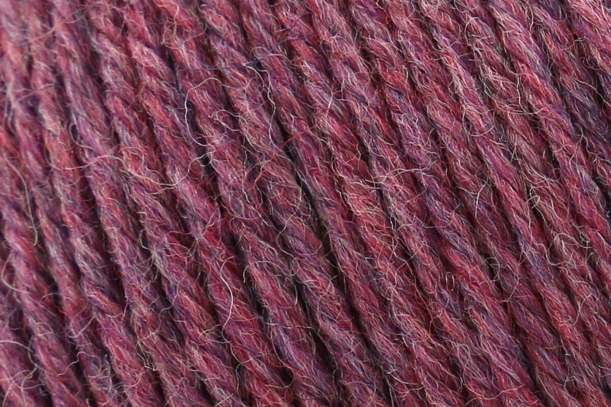 Cascade 220 Superwash DK Yarn - 100g, 100% Superwash Wool Easy-To-Work Double Knitting Yarn for Blankets, Toys & Everyday Accessories