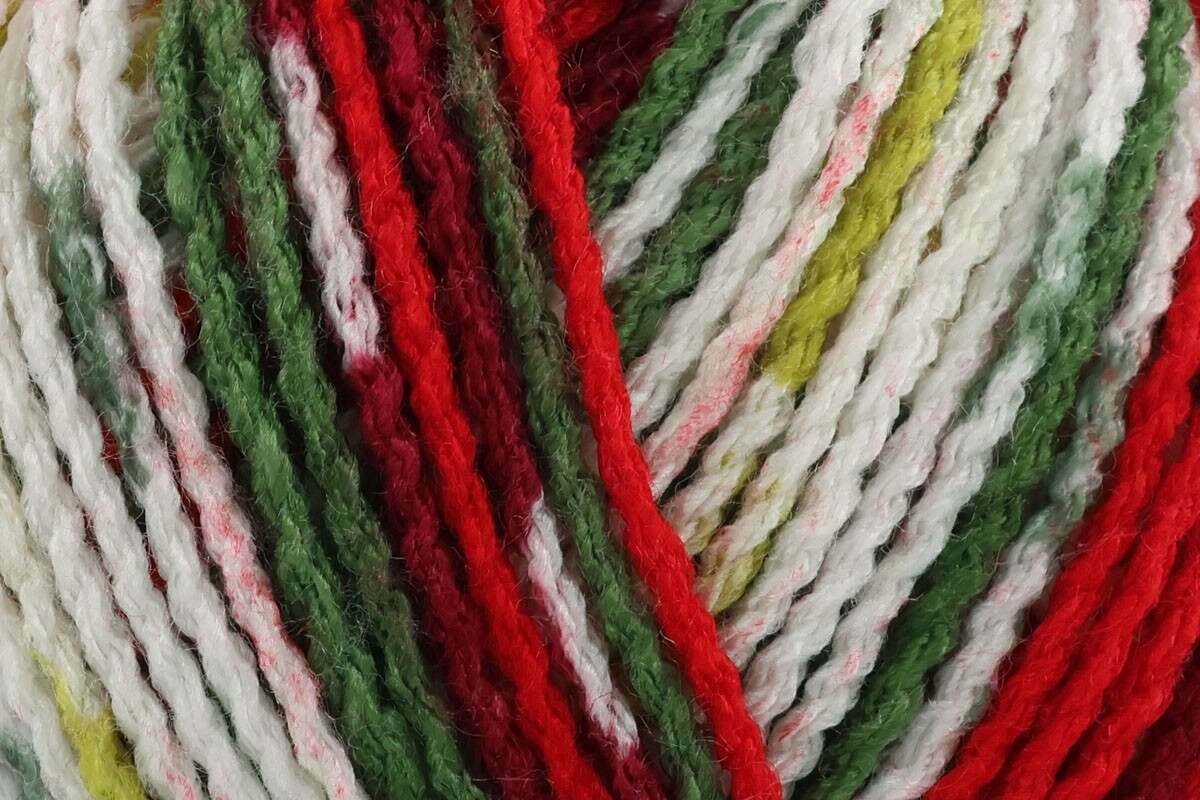 Cygnet Breen DK Crochet Yarn - 100g, 100% Acrylic Self-Patterning Double Knitting Fair Isle effect Yarn for Garments and Home Accessories