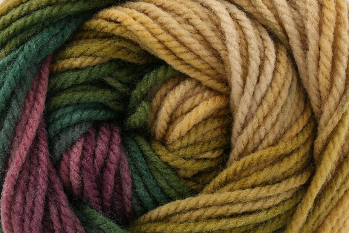 Cygnet Colour Rush Chunky Crochet Yarn - 100g, 100% Acrylic Self-Striping Versatile Knitting Yarn for Clothing, Accessories & Home Décor