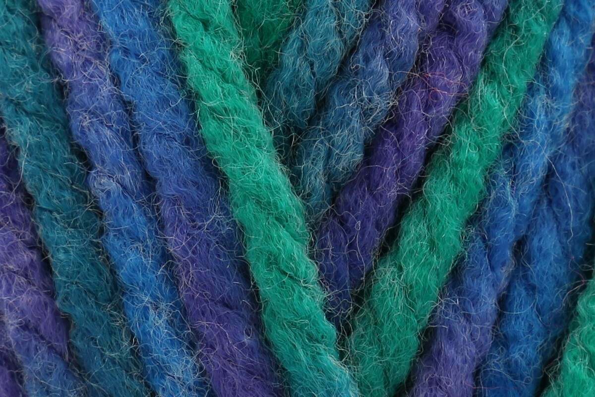 Cygnet Tropic Super Chunky Knitting Yarn - 100g, 100% Acrylic Variegated Crochet Yarn for Blankets, Scarves, Cushions & Home Accessories