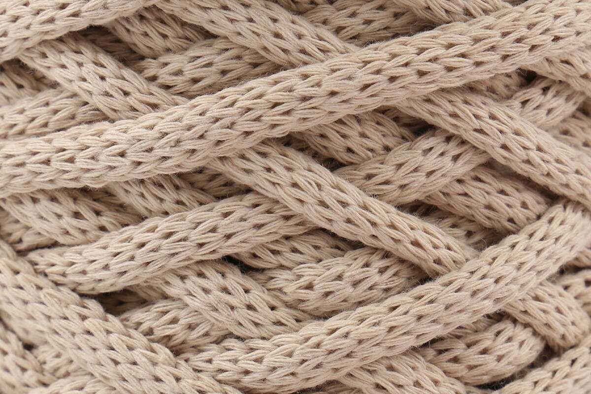 DMC Nova Vita No. 12 Chunky Crochet Cord Yarn - 250g, Polyeste Cotton Blend Macrame Yarn, Eco Friendly Tubular Cord - for Home Décor, Fashion Accessories & Crafting
