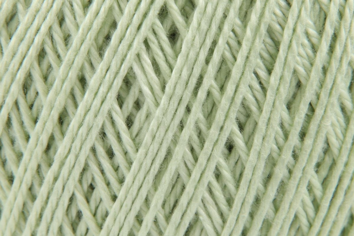 DMC Petra 3 Thread Yarn for Crochet - 100g, Soft Mercerised 100% Cotton Knitting Yarn for Clothes, Babywear & Decorative