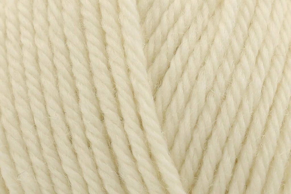 Drops Daisy DK Yarn for Crochet - 50g, Luxury Merino Wool Comfortable Next-To-Skin Feel Double Knitting Wool for Garments, Baby Clothes & Accessories