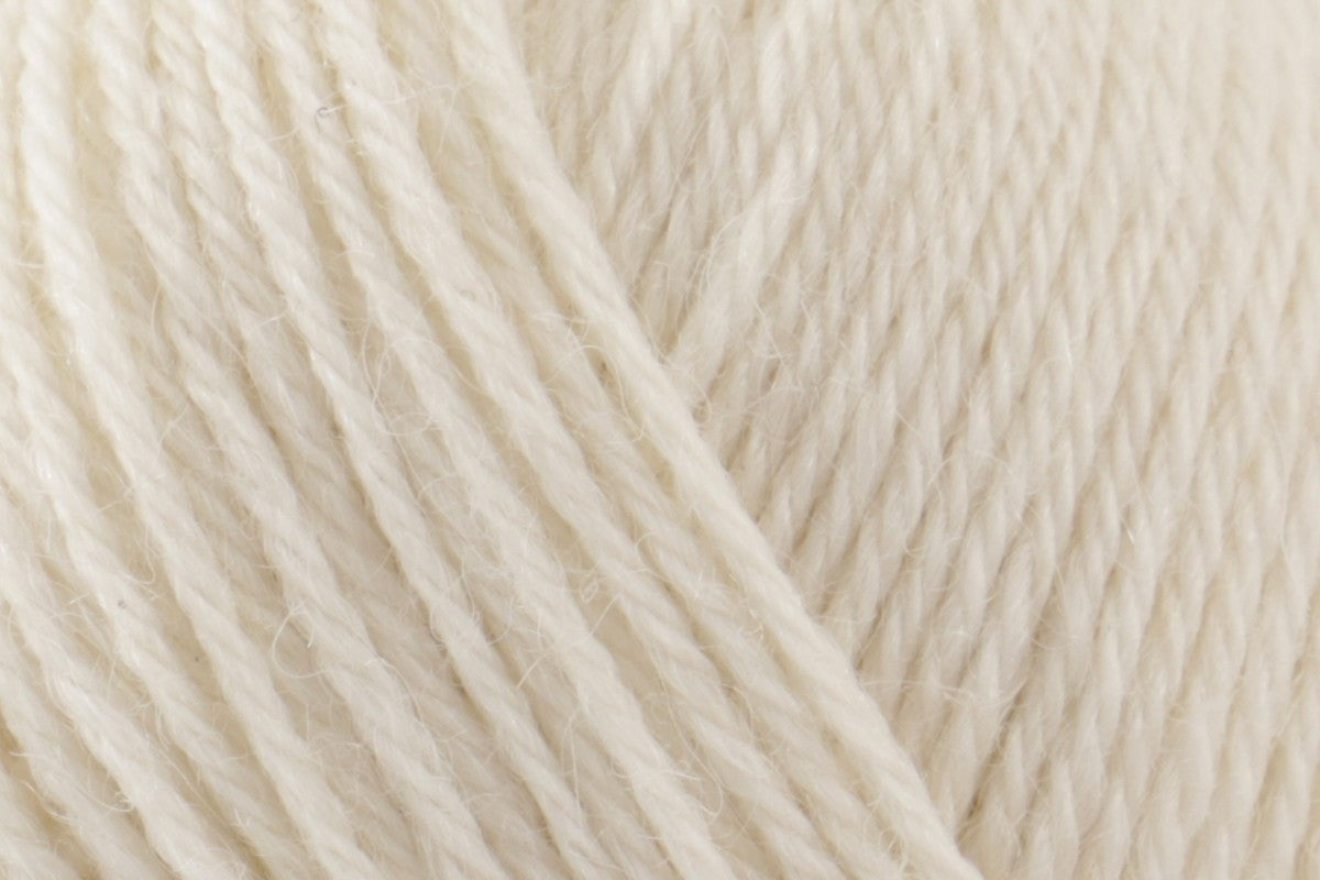 Drops Nord 4 Ply Crochet Yarn - 50g, Peruvian Wool, Alpaca & Polyamide Blend Soft Lightweight Knitting Wool for Colourwork Garments & Accessories