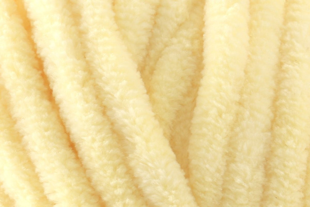 James C Brett Flutterby Huggable Yarn - 250g, 100% Polyester Super Chunky Chenille Texture Fluffy Crochet Knitting Wool for Baby Toys, Blankets, Cushions & Crafting