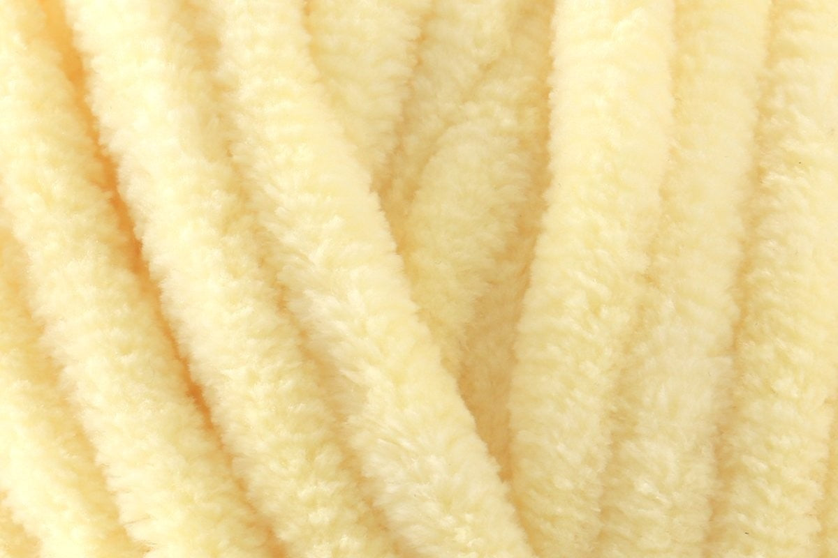 James C Brett Flutterby Huggable Yarn - 250g, 100% Polyester Super Chunky Chenille Texture Fluffy Crochet Knitting Wool for Baby Toys, Blankets, Cushions & Crafting
