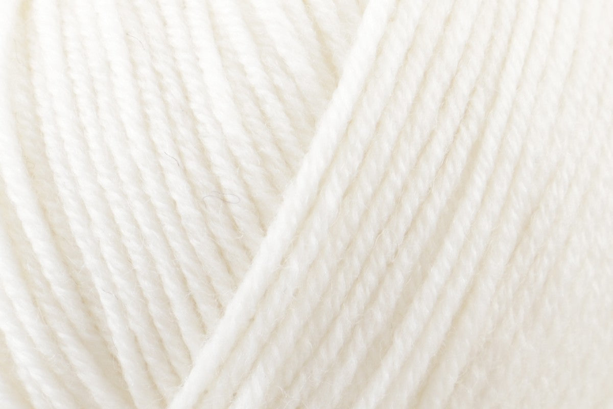 King Cole Luxury Merino DK Yarn 100% Superwash Merino Wool Soft & Durable Double Knit Yarn 140m for Knitting & Crochet - 50g