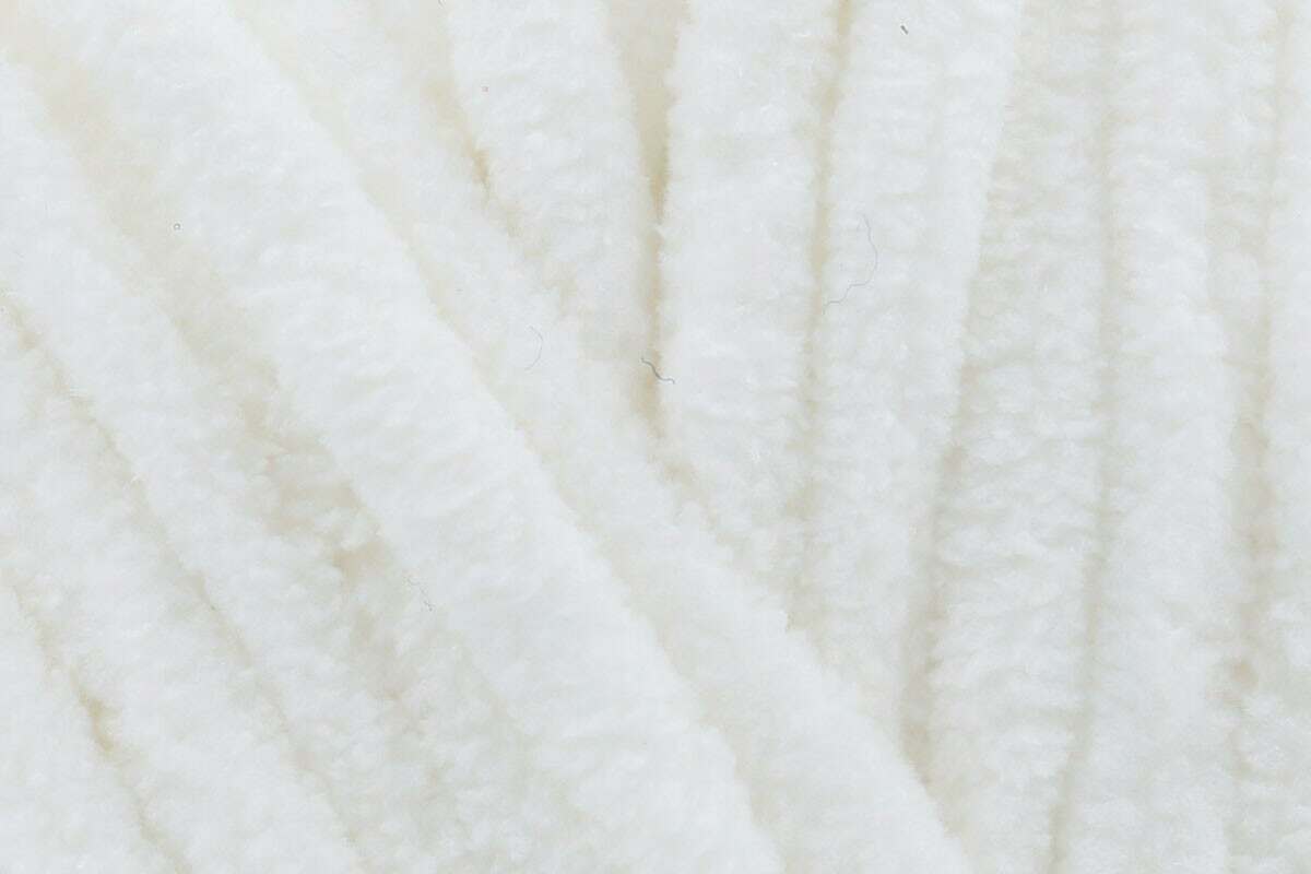 King Cole Toastie Super Chunky Yarn, Plush Soft Polyester for Knitting & Crochet, Vibrant & Classic Colours Wool Yarn - 200g Ball