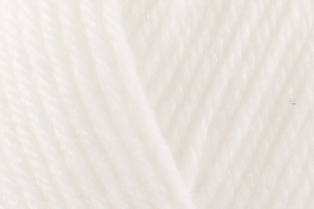 Peter Pan DK Crochet Yarn - 50g, Nylon & Acrylic Blend Soft Lightweight Double Knitting Wool for Baby Garments, Blankets, Cardigans & Accessories