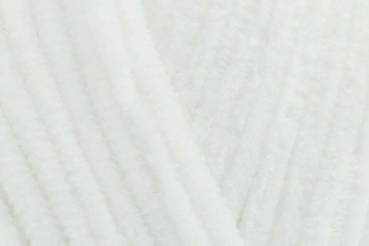 Stylecraft Squeeze Me DK chenille Yarn - 100g, Super Soft Velvety Polyester Double Knitting Yarn for Blankets, Toys, Sweaters, Cardigans & Cushions