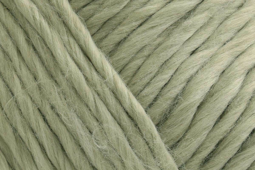 Wendy Knit's Recycled Super Chunky Yarn - 100g, 100% Recycled Polyester Lightweight Single-Ply Roving Silky Knitting & Crochet Yarn for Blankets & Scarves