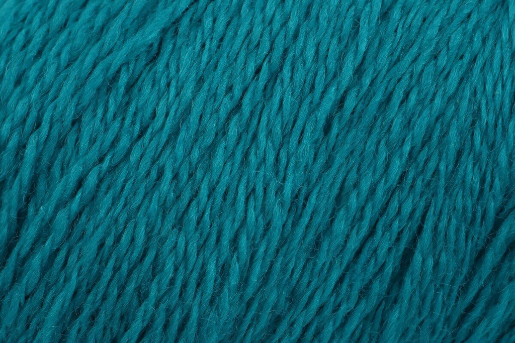 West Yorkshire Spinners Exquisite Lace Yarn - 100g, Luxury Wool & Mulberry Silk Blend Lace-Weight Crochet Knitting Wool Yarn for Shawls, Shrugs & Cardigans
