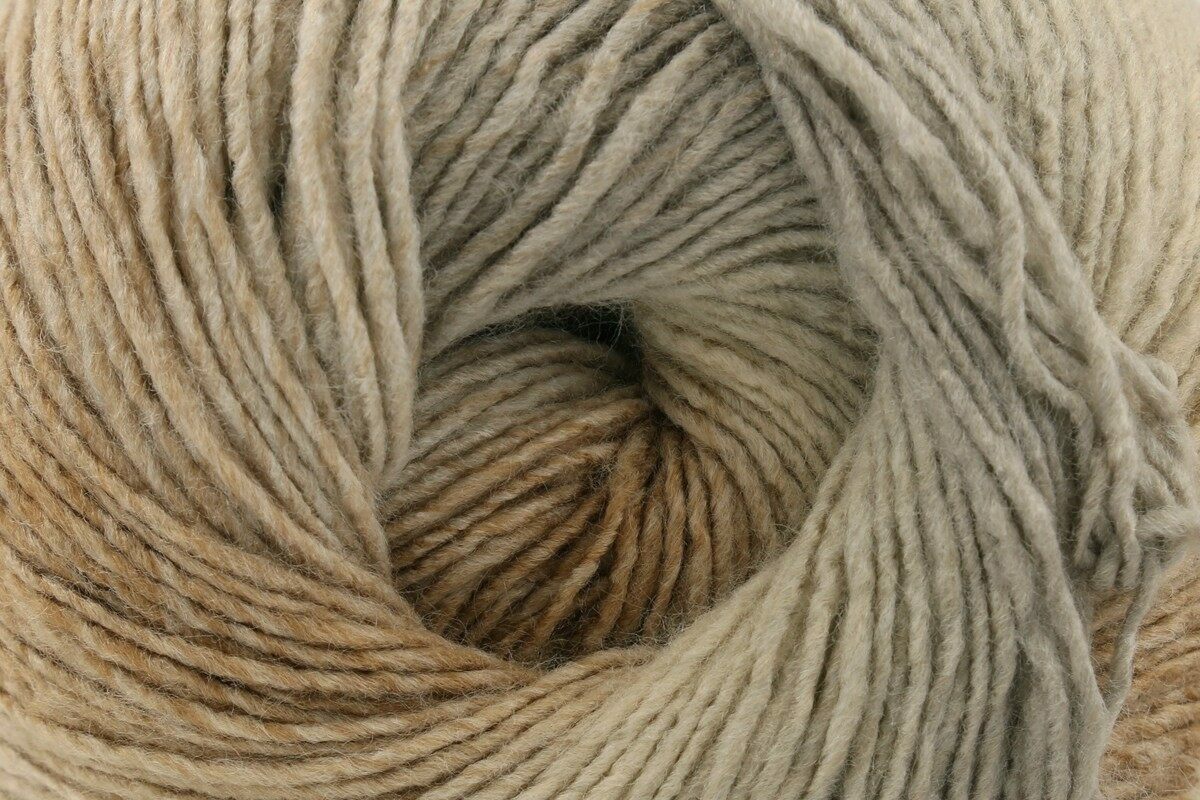 Yarnsmiths Lagoon DK Yarn for Crochet - 100g, 100% Acrylic Single-Ply Roving Self-Striping Variegated Soft Double Knitting Wool for Cosy Shawls & Cardigans