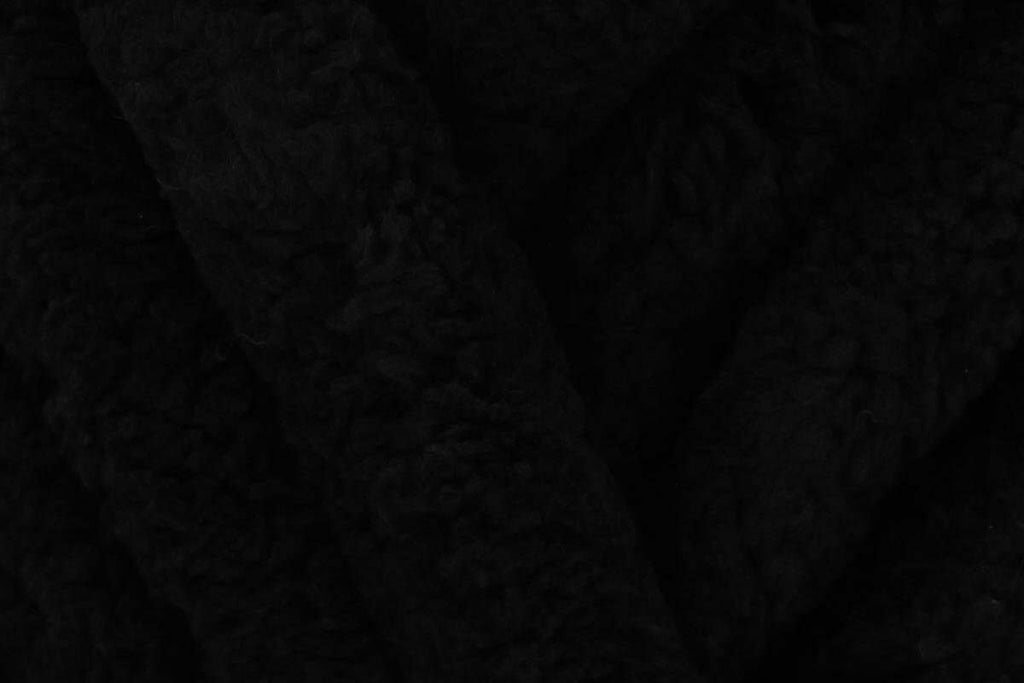 Yarnsmiths Snug As A Bug BIG Super Chunky Yarn - 300g, 100% Polyester Plush Chenille Jumbo Thick Crochet & Knitting Wool for Blankets & Rugs